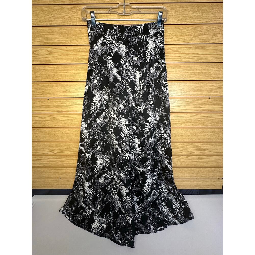 ✨ Dazy Tropical Floral Wide Leg Pants - NWOT - Small ✨